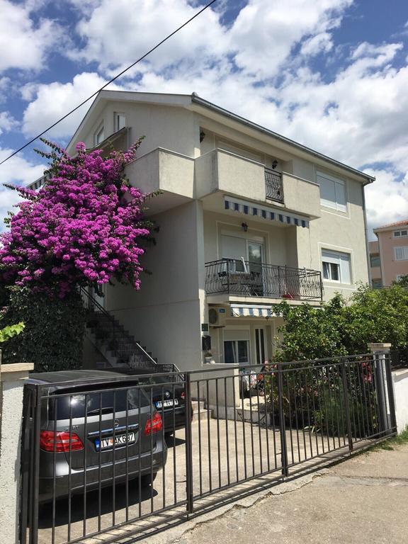 Apartments Pean Tivat Exterior photo