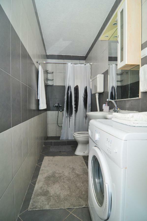 Apartments Pean Tivat Exterior photo